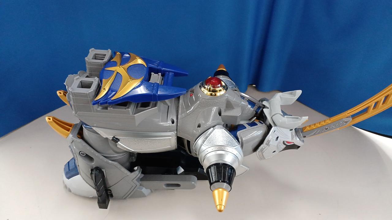 片足欠品しています。