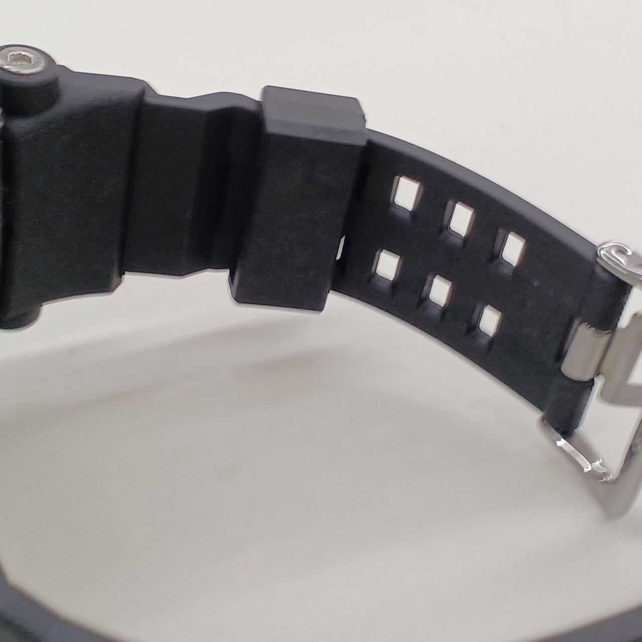 白い汚れ有りましたが落ちました。