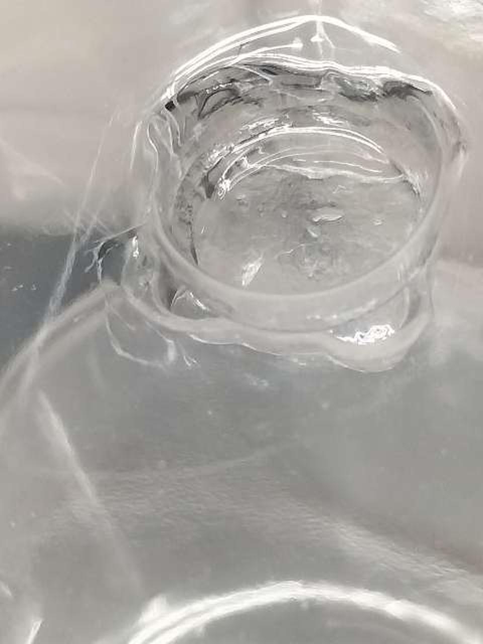 ダボ部分割れあり