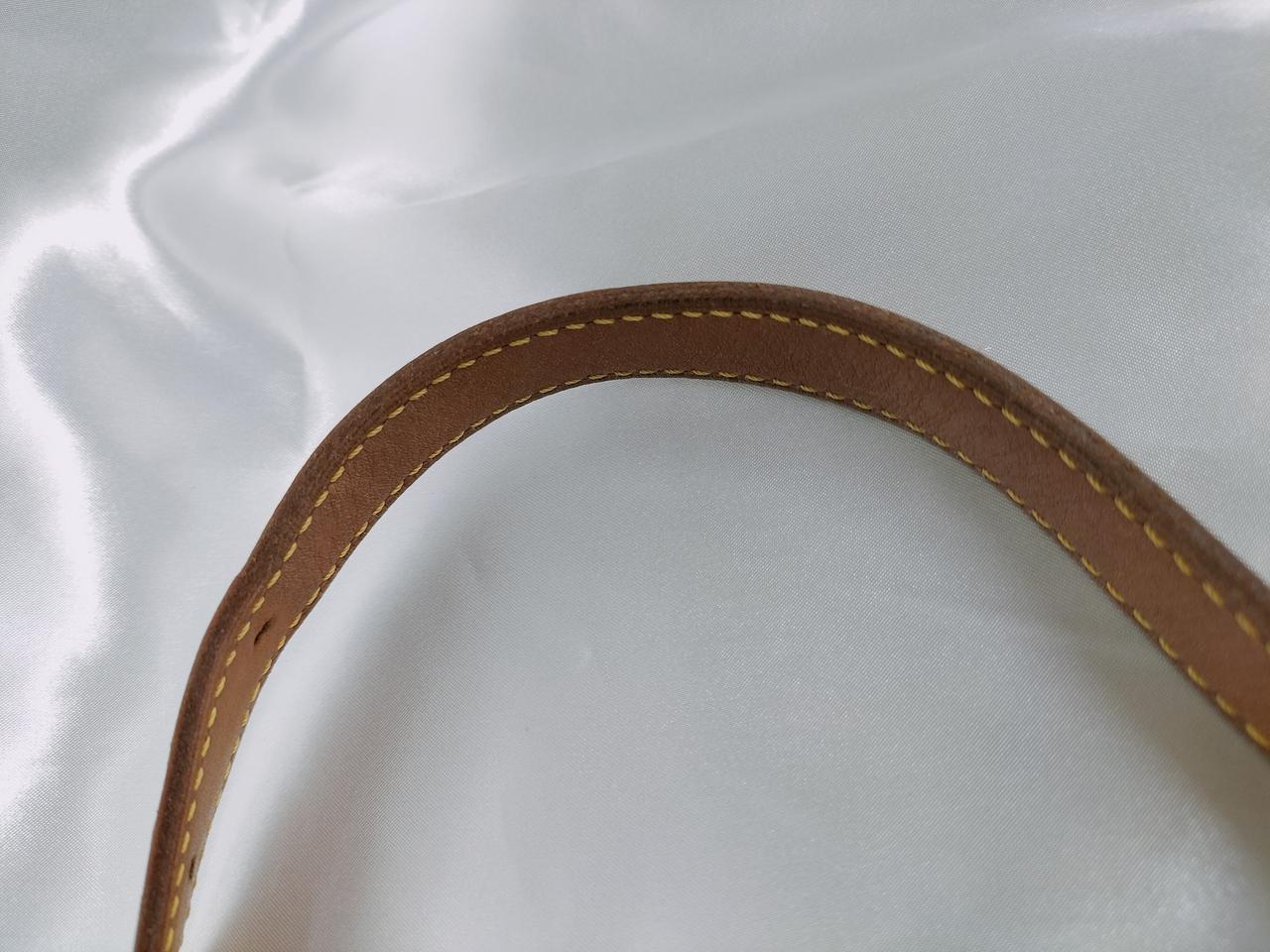 ショルダー変色有り