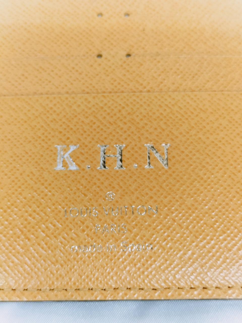 イニシャル入り、スレ有り