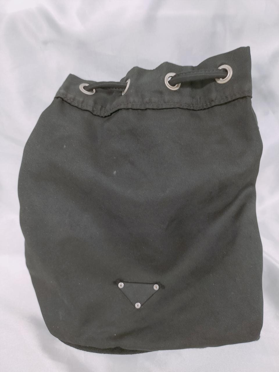 內部に変色有り