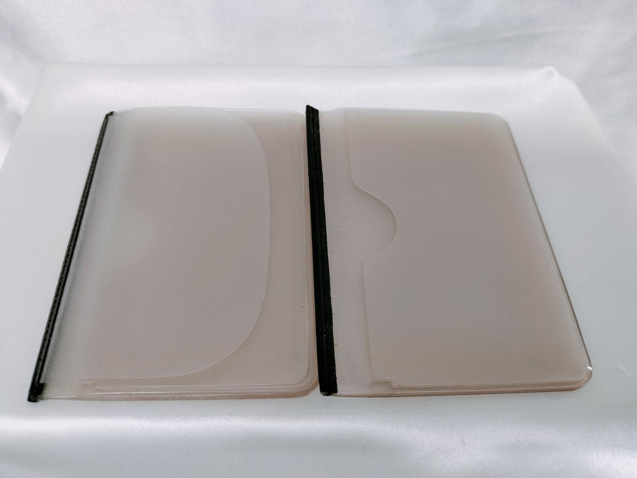 取り外し可能。変色有り