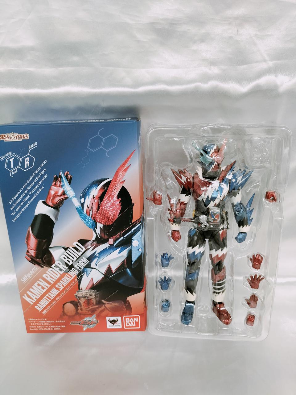 S.H.FIGUARTS　　仮面ライダービルド　ラビットタン