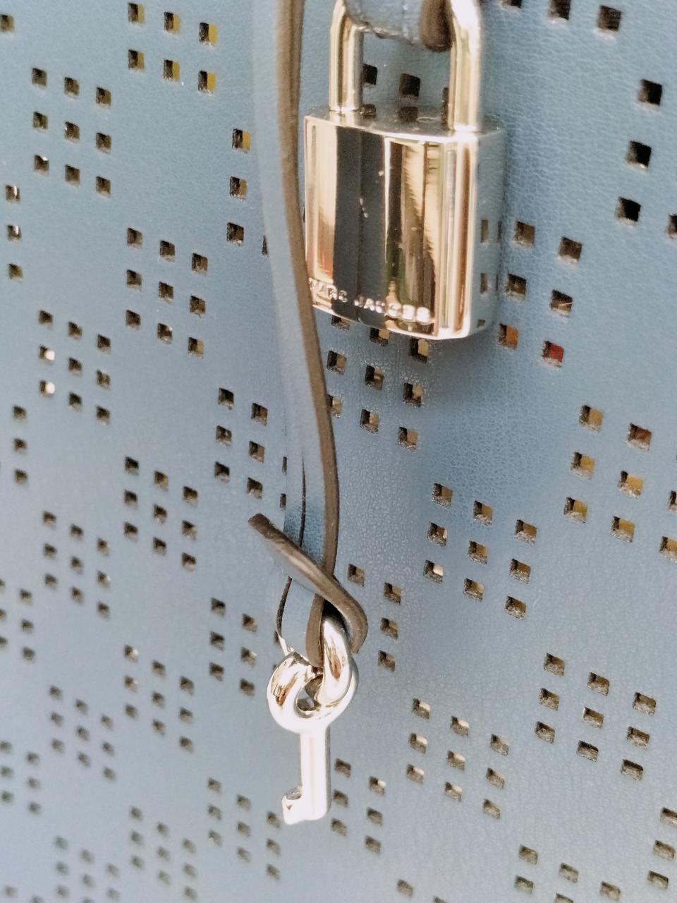 キーチャーム付き