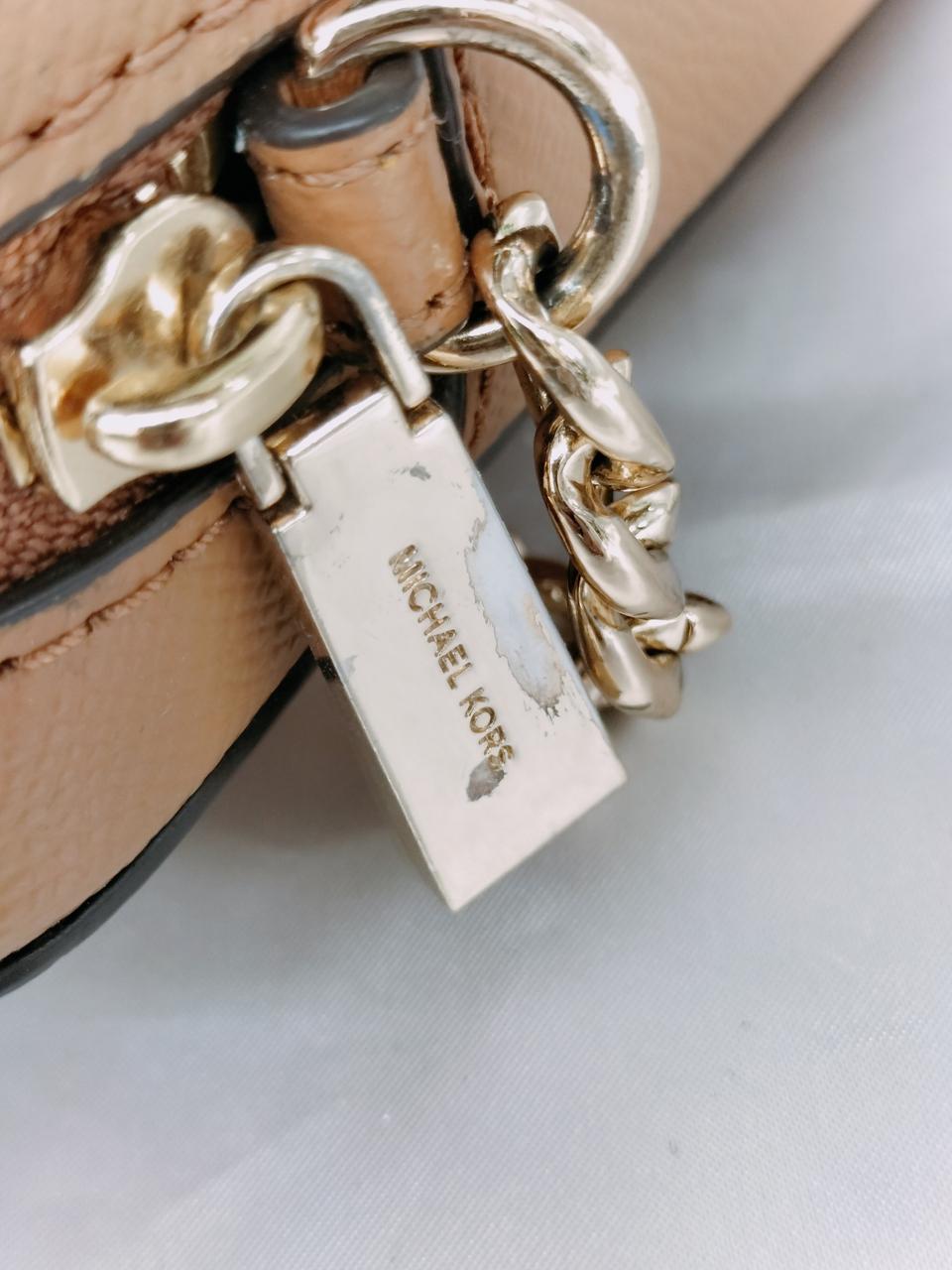 金具キズスレ有り