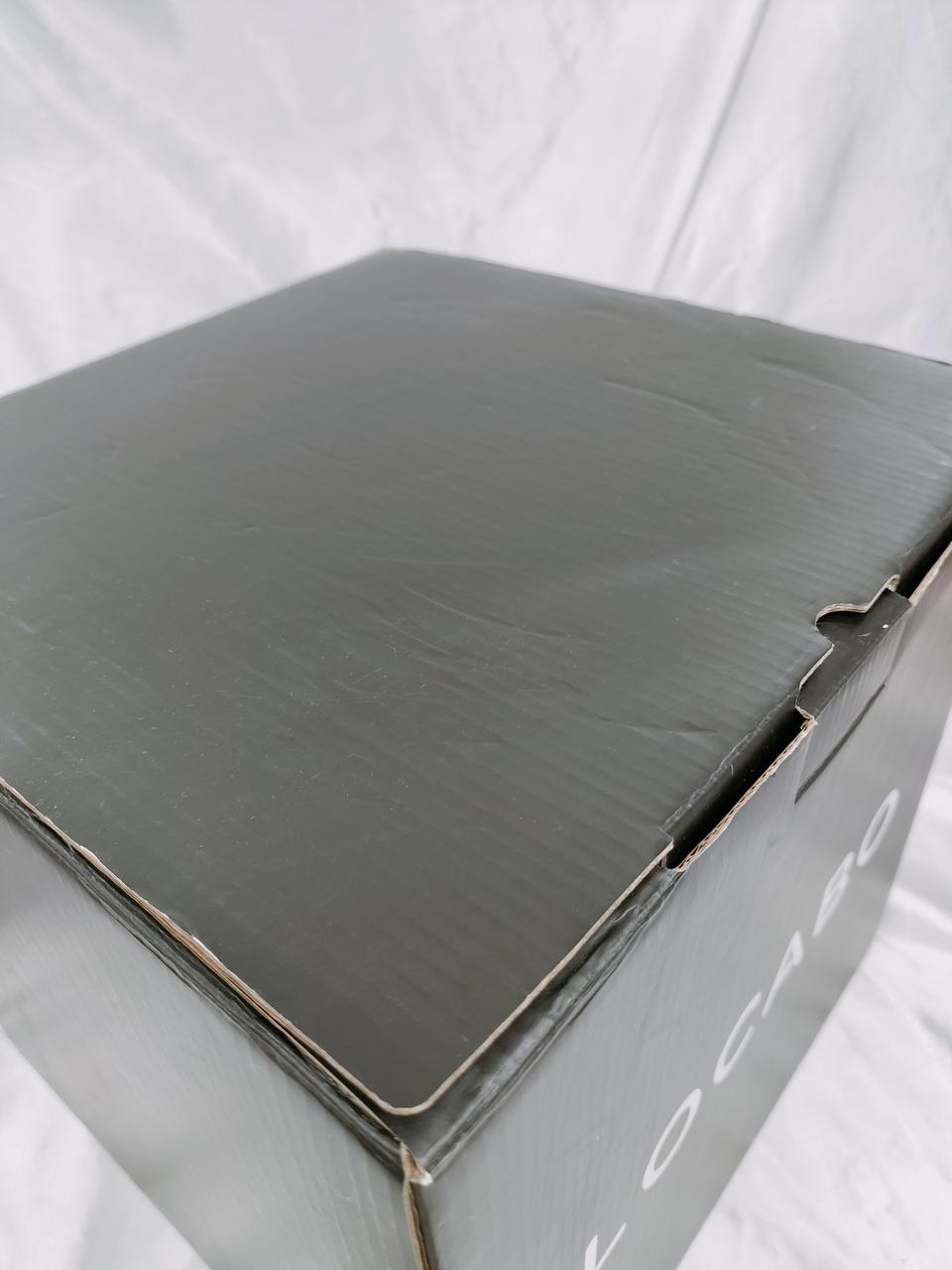 箱傷み有ります。