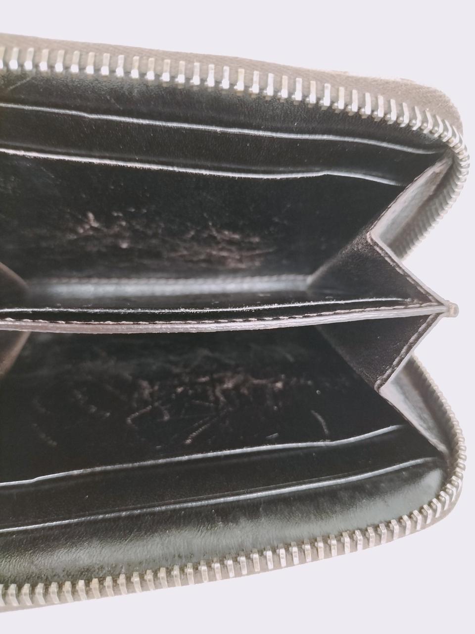 內部にスレキズ有り