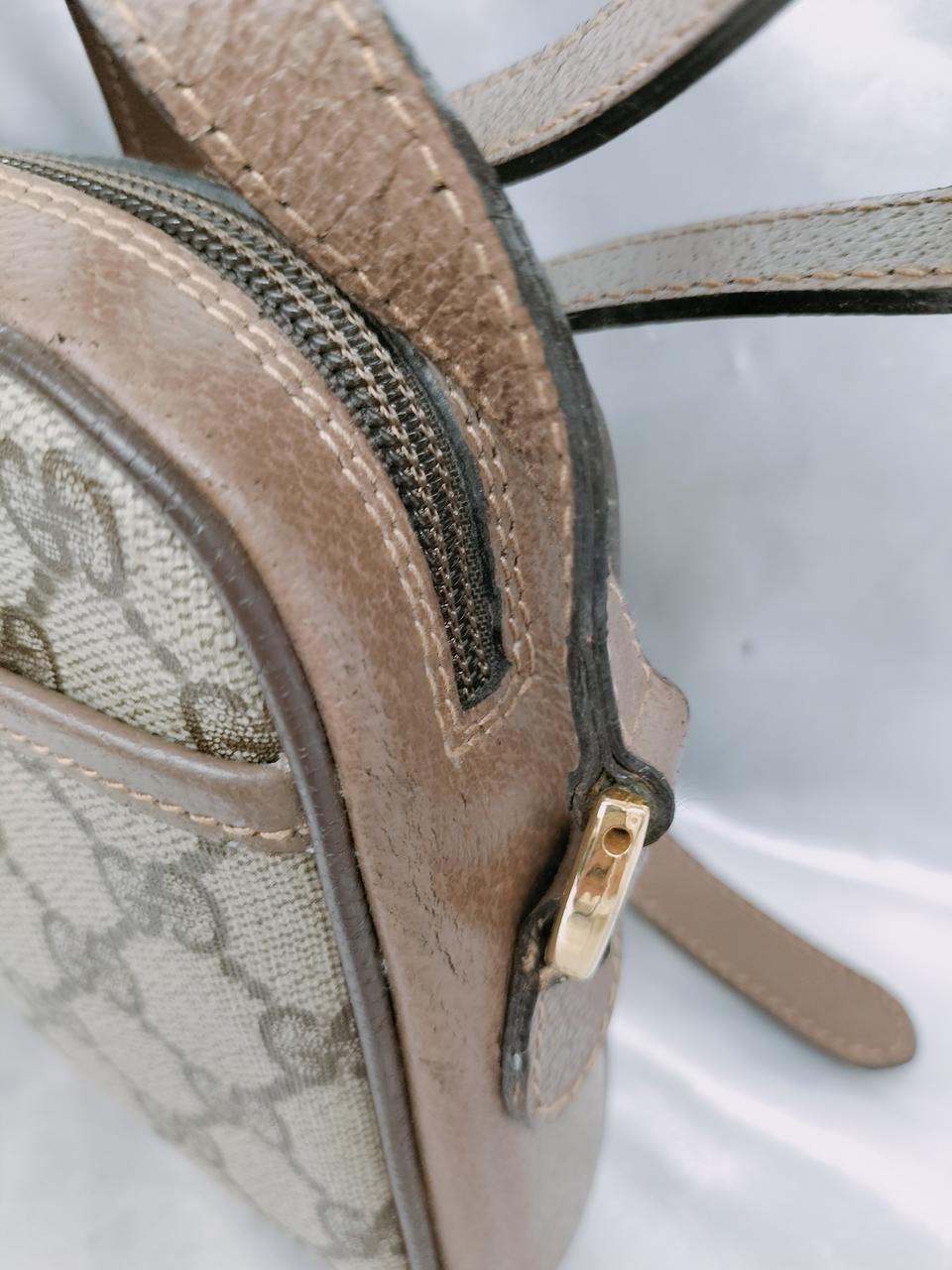 ヒビ割れ変色有り