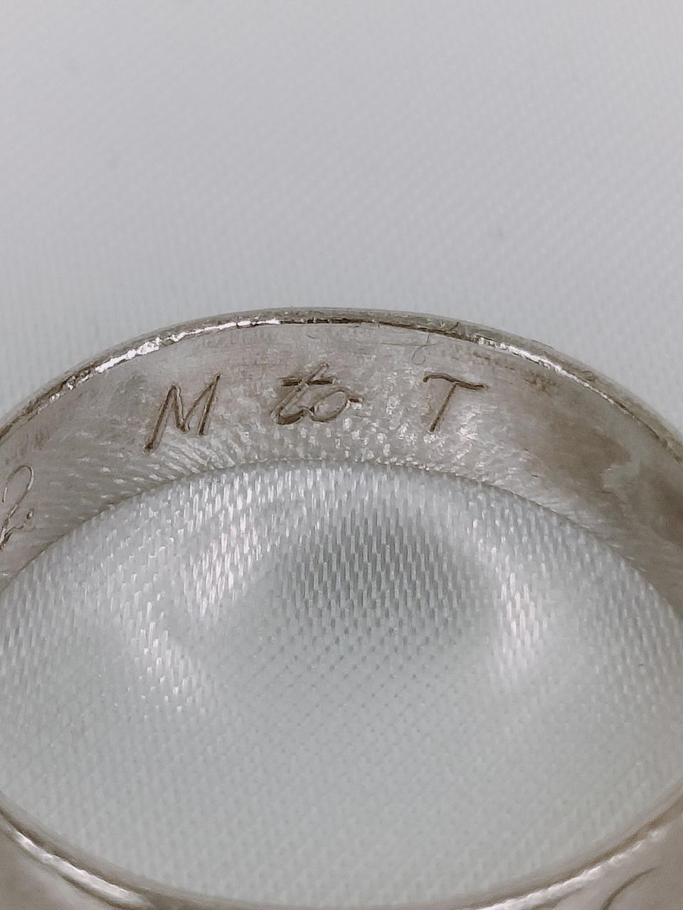 イニシャル刻印有り