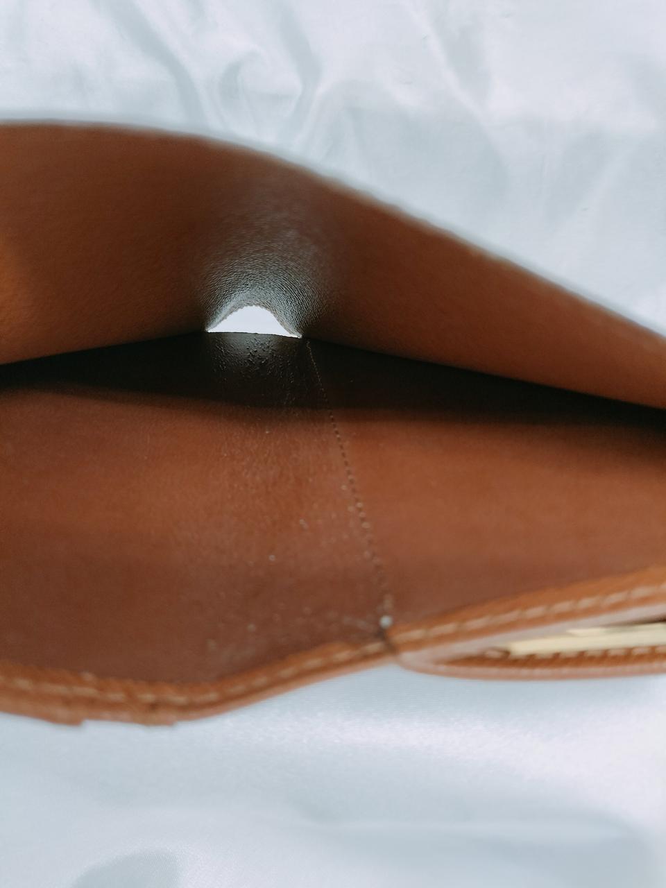 內部にシワ有り