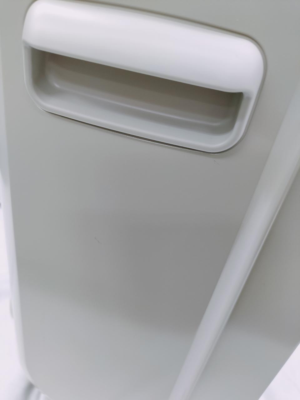 小キズ有り