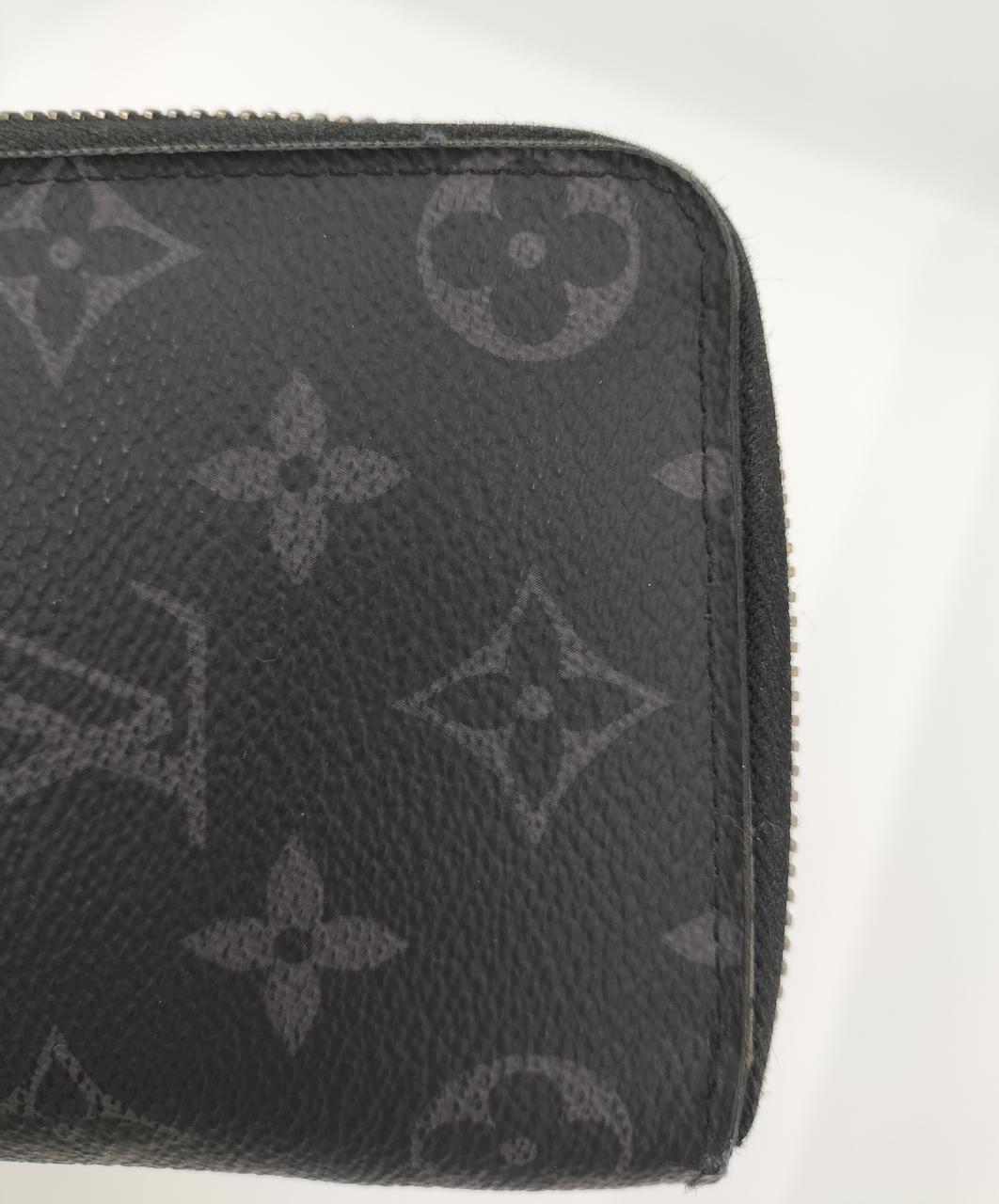 LOUIS VUITTON|モノグラム エクリプス ジッピーウォレットヴェル