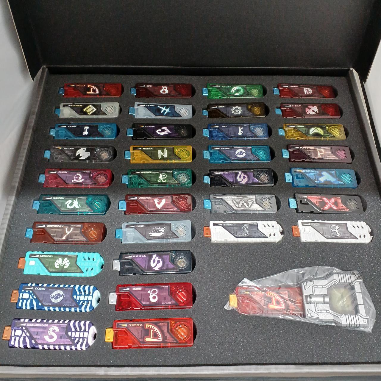 未開封　仮面ライダーW ガイアメモリコンプリートセレクション2 仮面ライダーW ガイアメモリ コンプリートセレクション2 - メルカリ