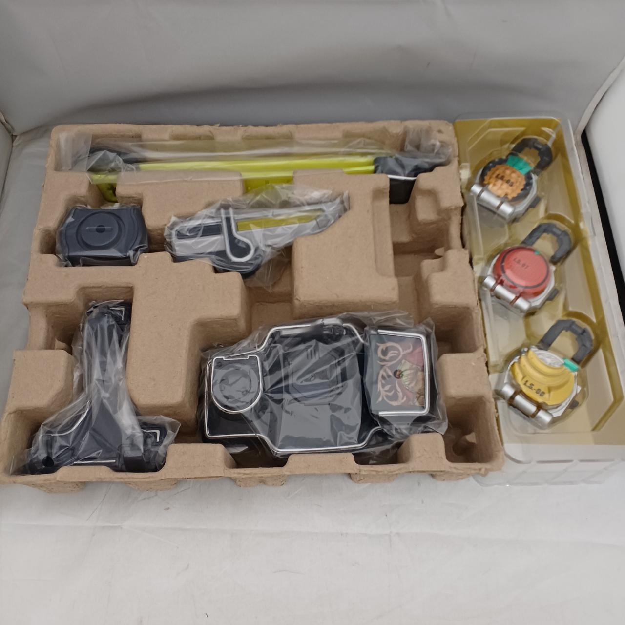 BANDAI|DX戦極ドライバー&ロックシードホルダー スペシャルセット