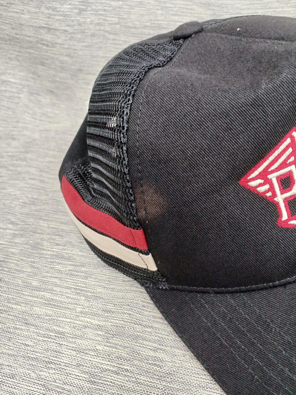 色抜け？汚れ？あります。