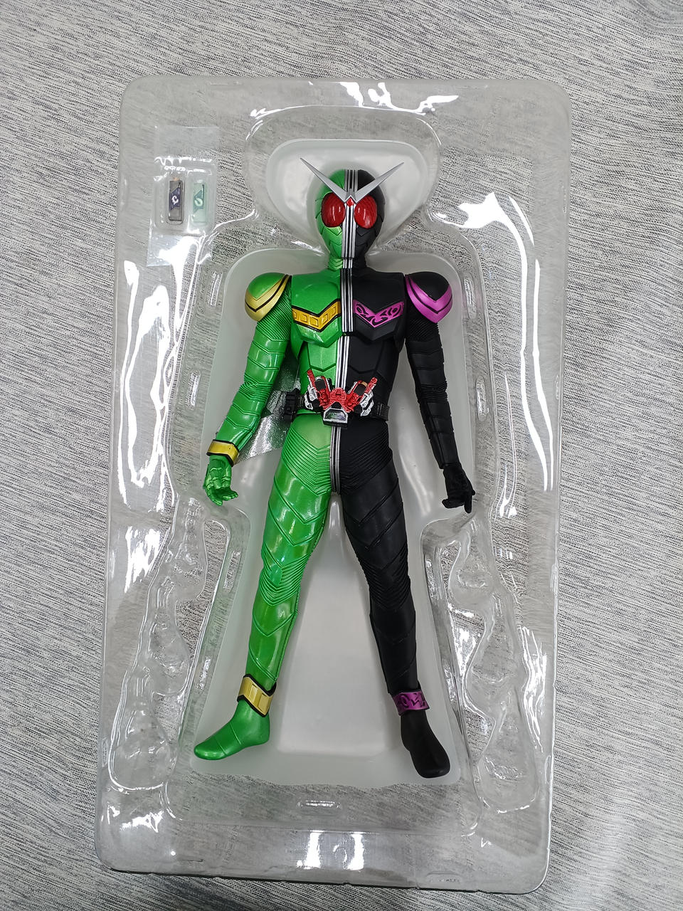メディコム・トイ|仮面ライダーW（サイクロンジョーカー）フィギュア