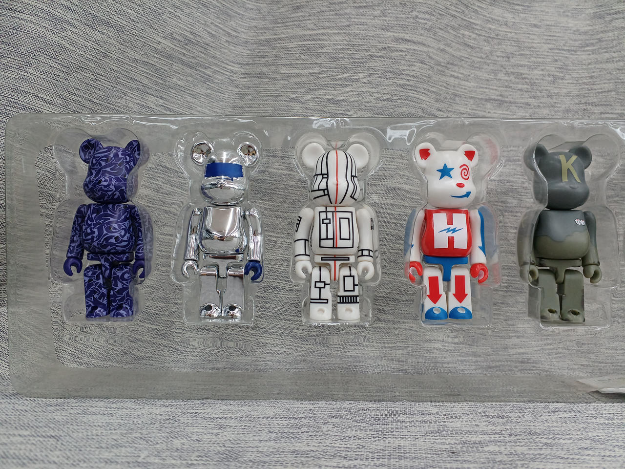 メディコム トイ|WORLD WIDE TOUR10 PC SET(B)|【ハードオフ公式通販