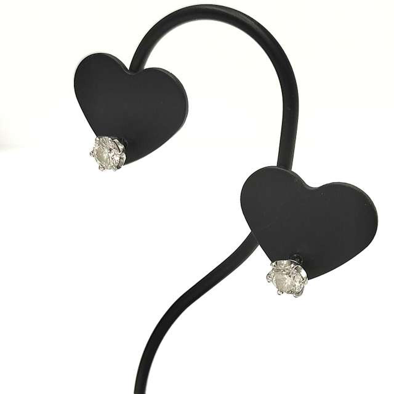 ※スタンドは付属しません