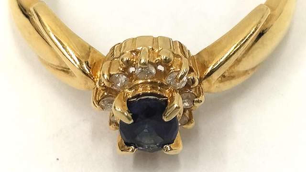 アンティーク　レトロ K18 刻印 指輪 13.5号位 総重量約3.1gほど 珊瑚 指輪 ヴィンテージリング K18 刻印あり アンティーク 昭和