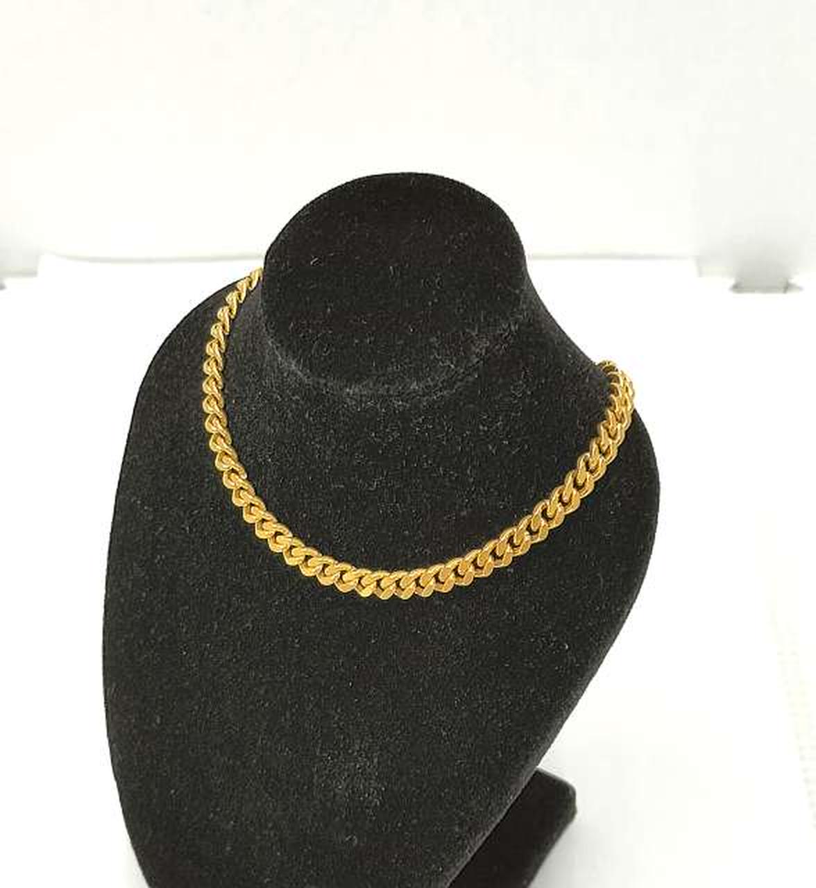 ※スタンドは付属しません