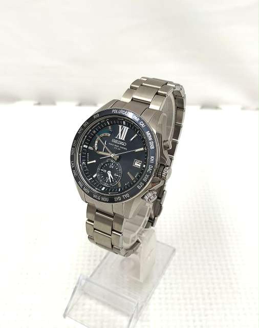 ※スタンドは付属しません