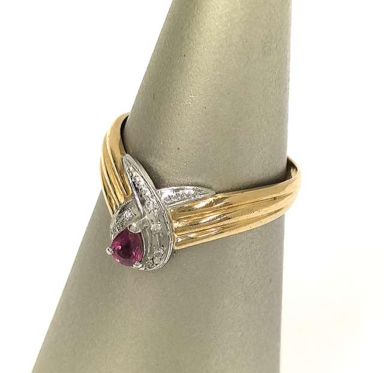 ※スタンドは付属しません