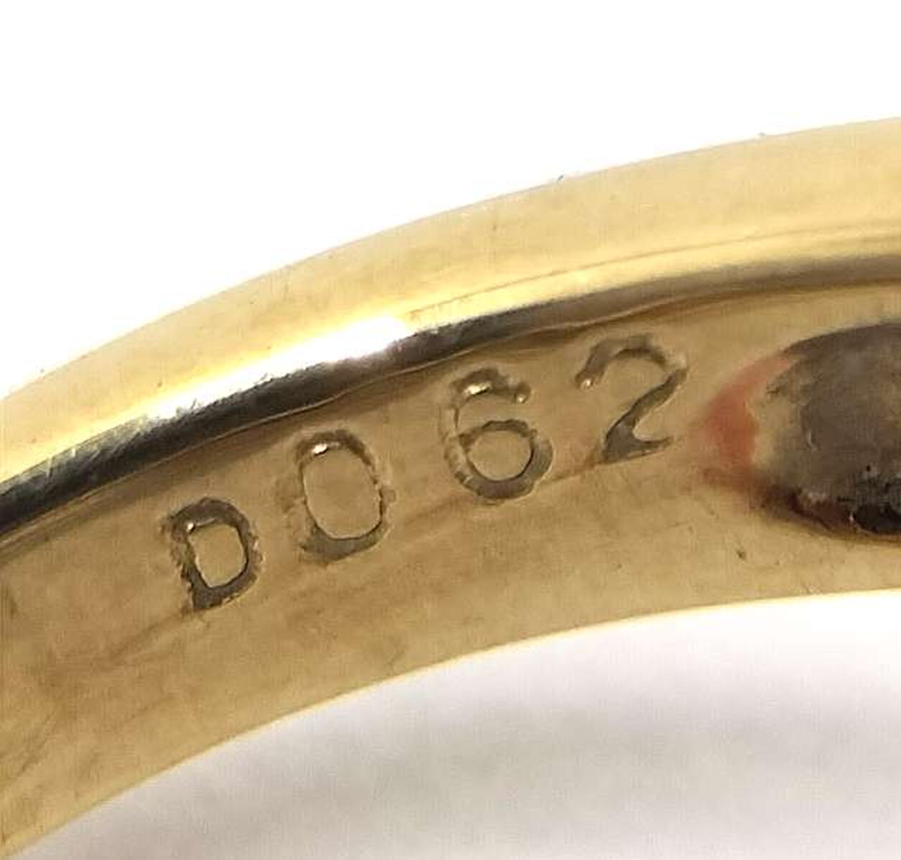 D062刻印