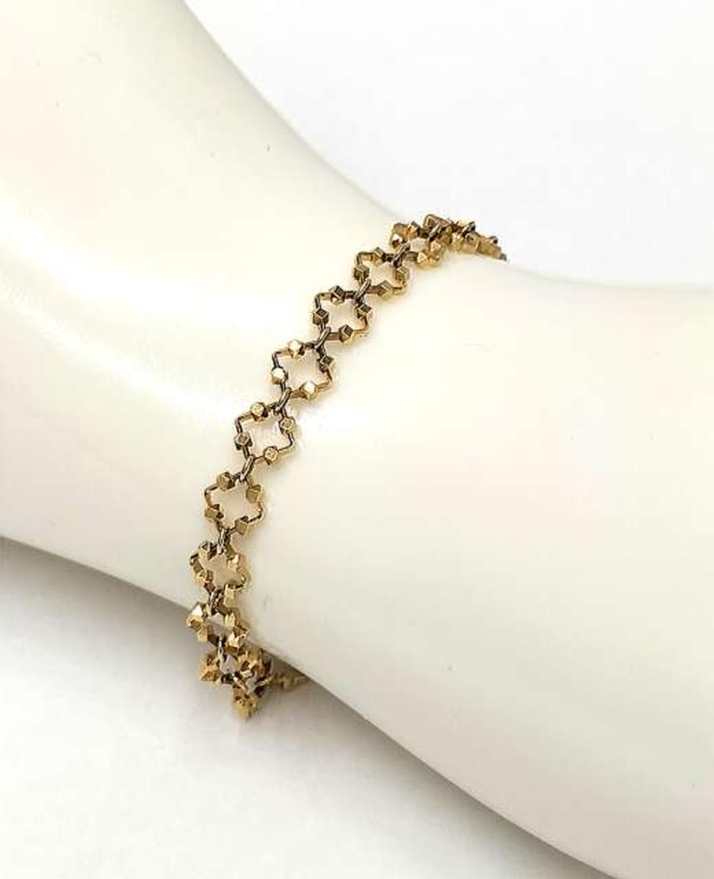 ※スタンドは付属しません