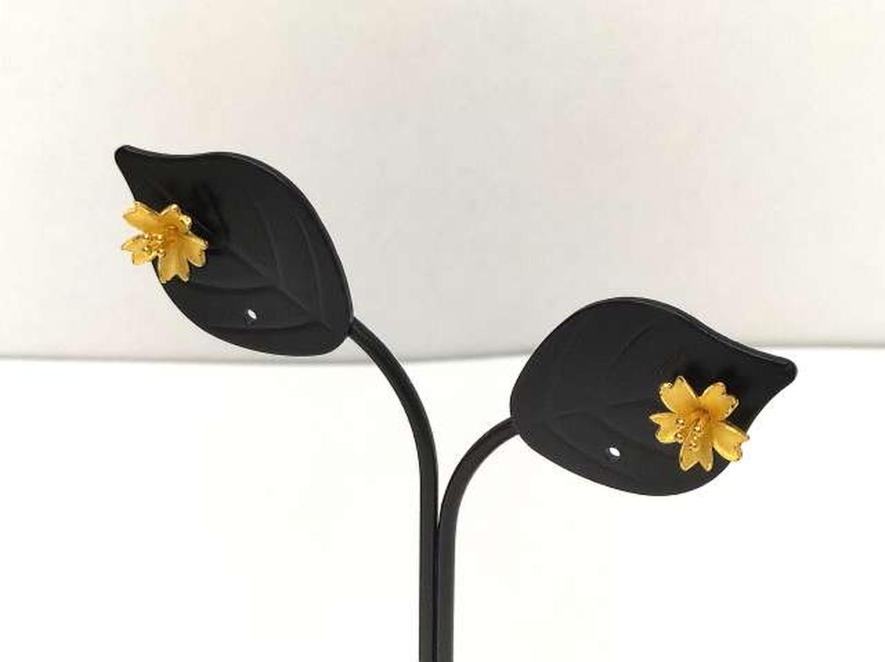 ※スタンドは付属しません