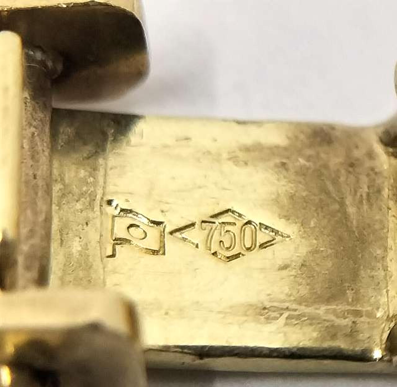 750刻印