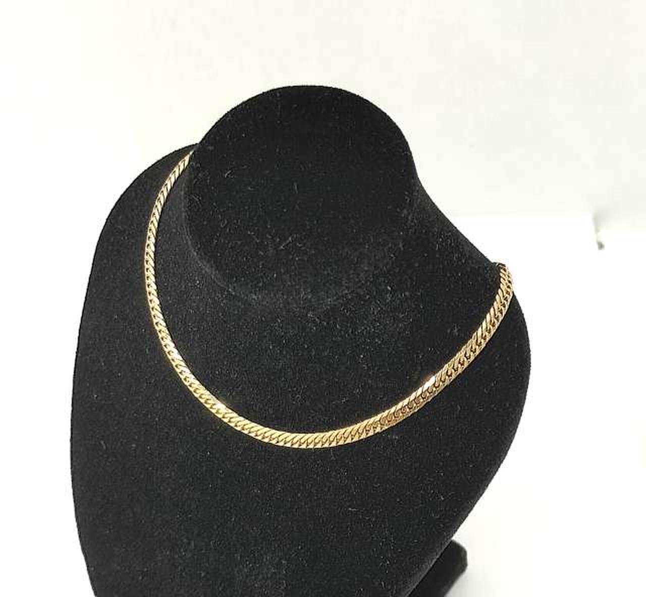 ※スタンドは付属しません