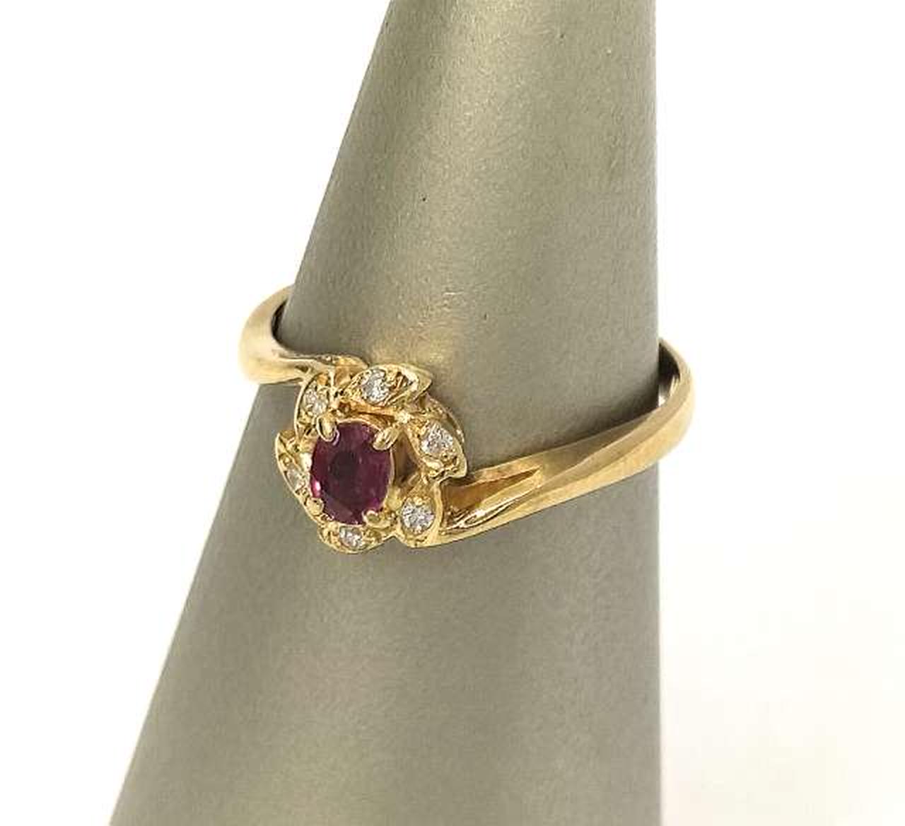 ※スタンドは付属しません