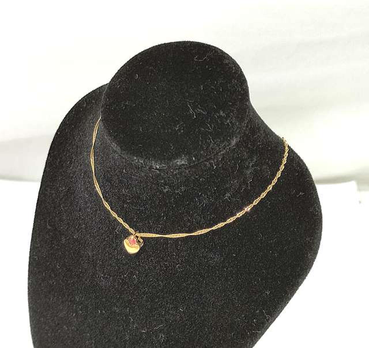 ※スタンドは付属しません