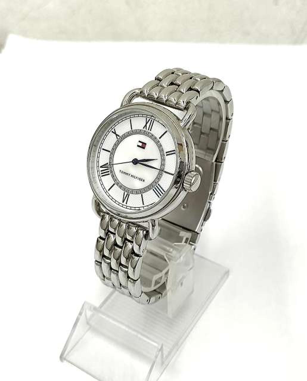 ※スタンドは付属しません