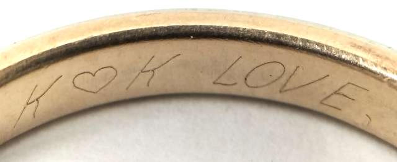 「K K LOVE」刻印