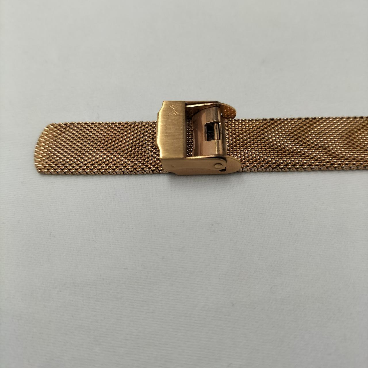 金具に細かいキズ有ります