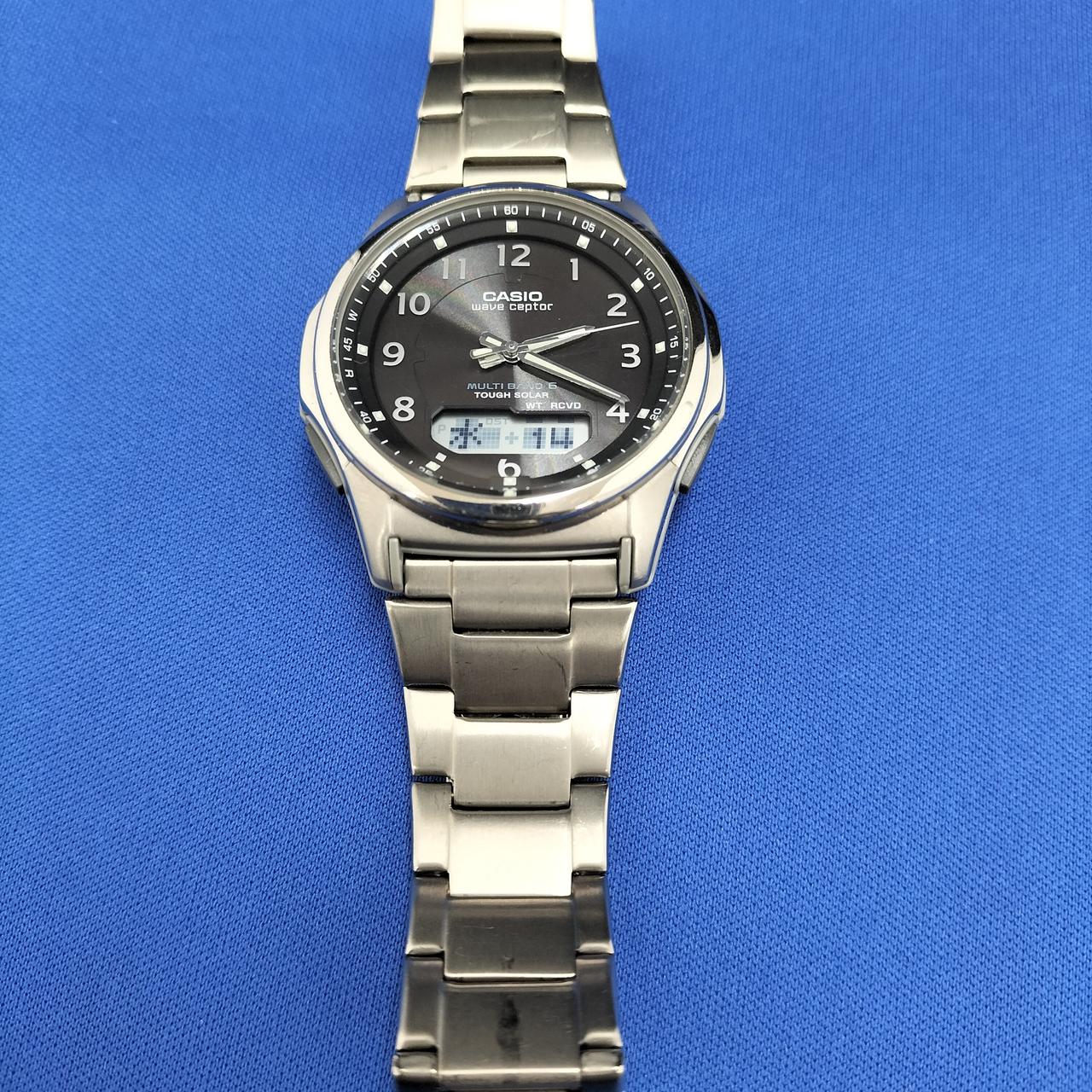 全体的に細かいキズ有ります