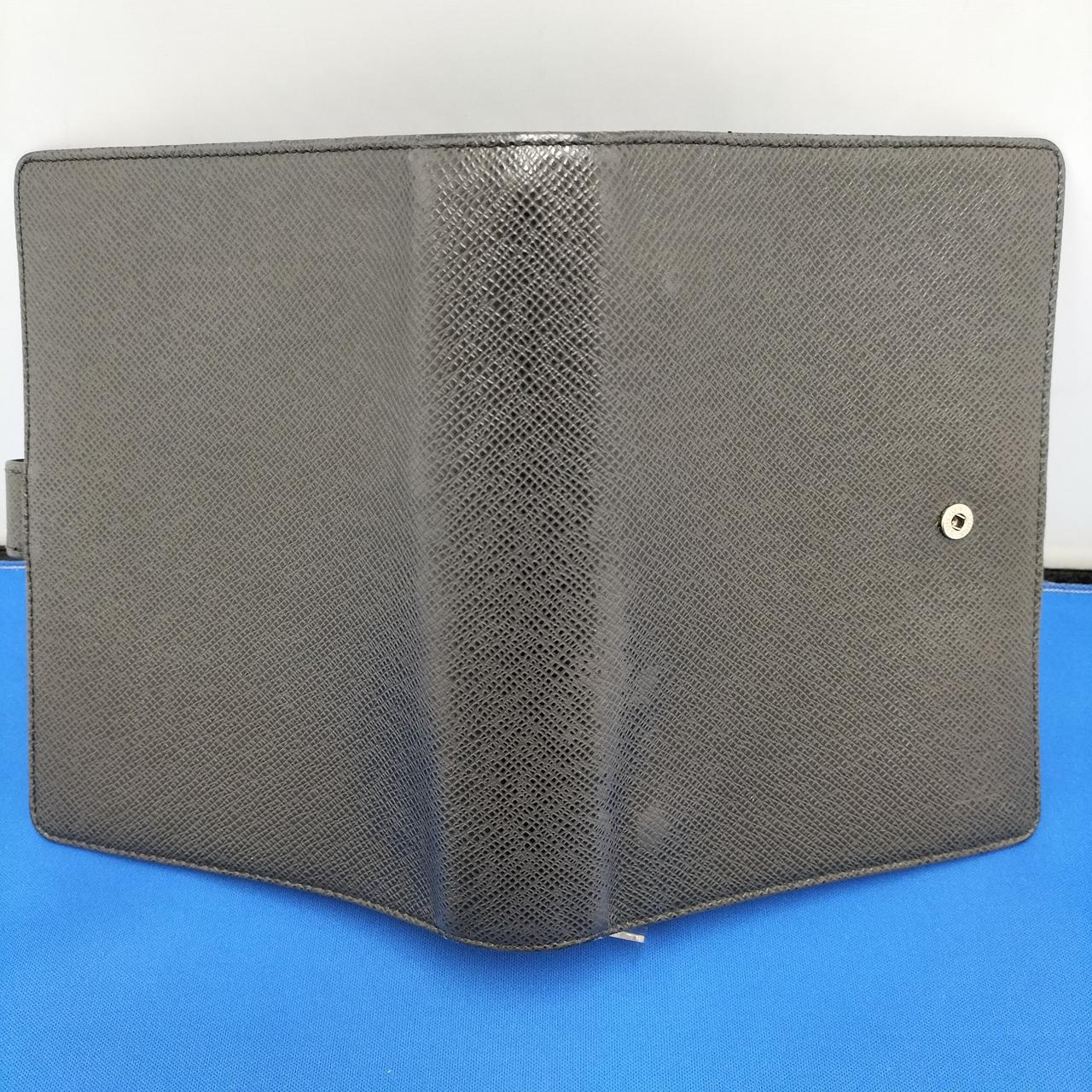 背表紙全体的にスレ傷有ります