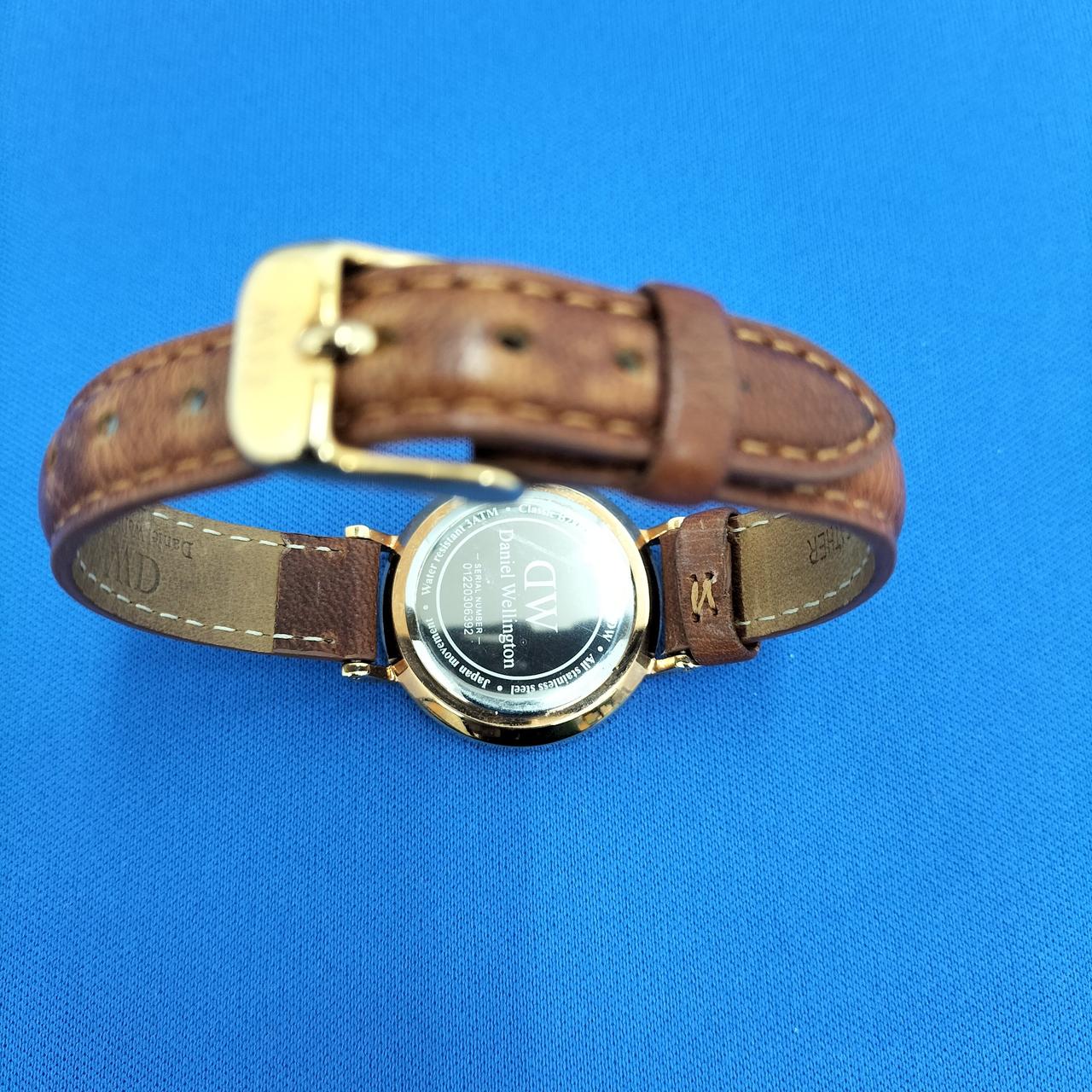 ベルトに変色傷み有ります