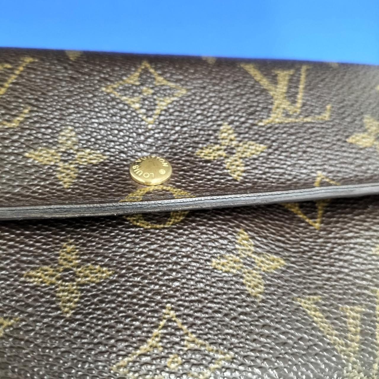 金具にキズ、変色有ります