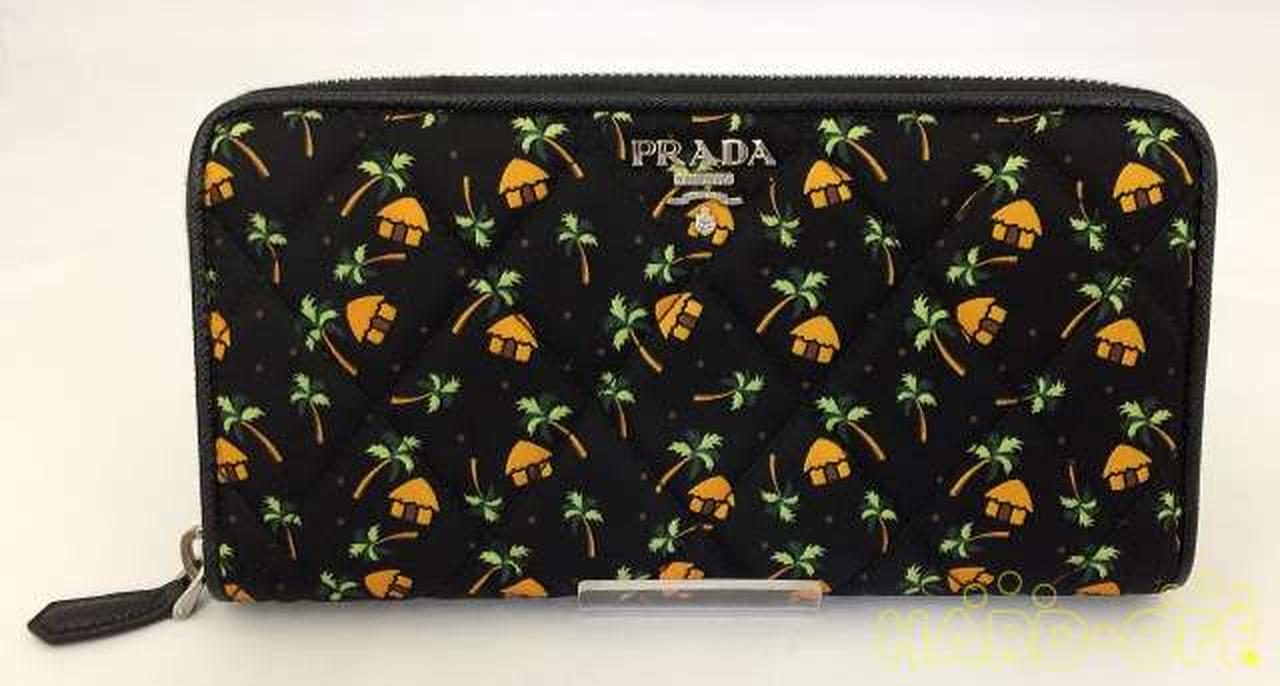 PRADA 型番：1ML506 長財布長財布