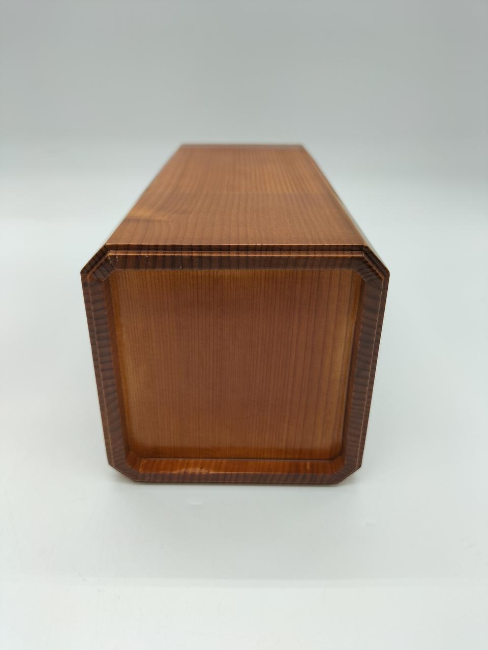 水差し底面
9cm×9cm