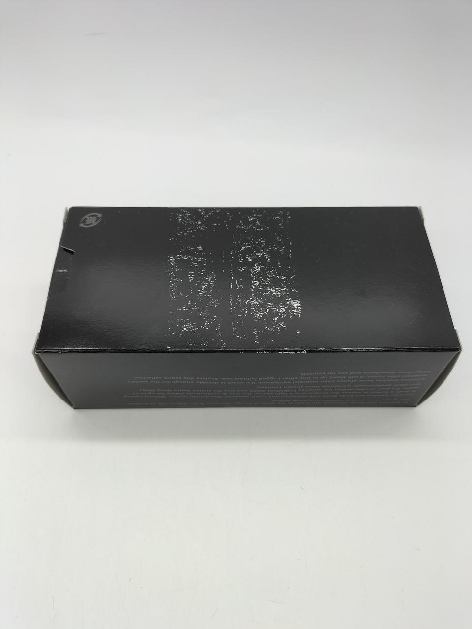 外箱裏側に劣化あり