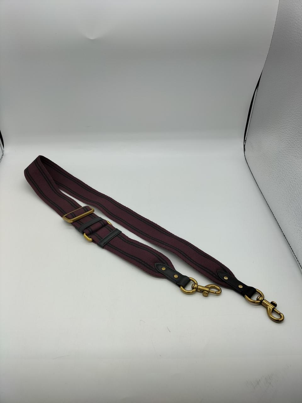 ショルダーストラップ
最大約115cm