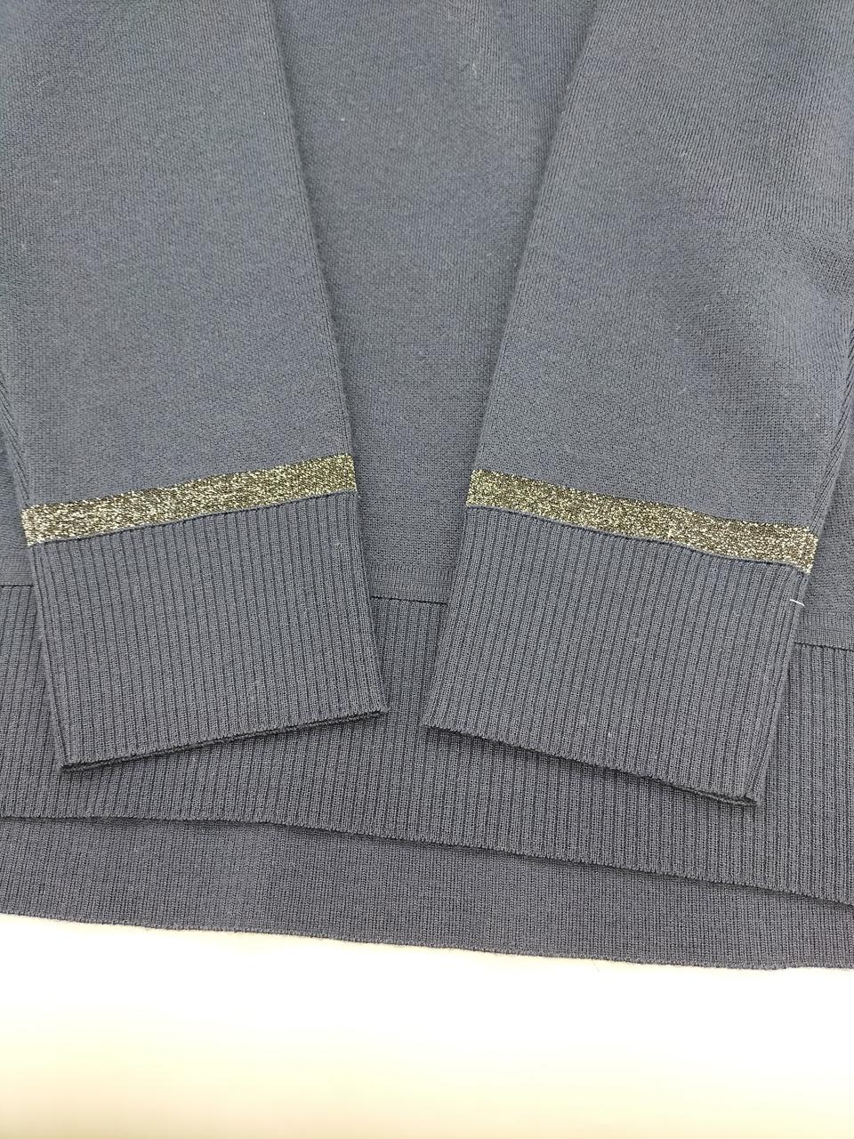 袖口にラメライン