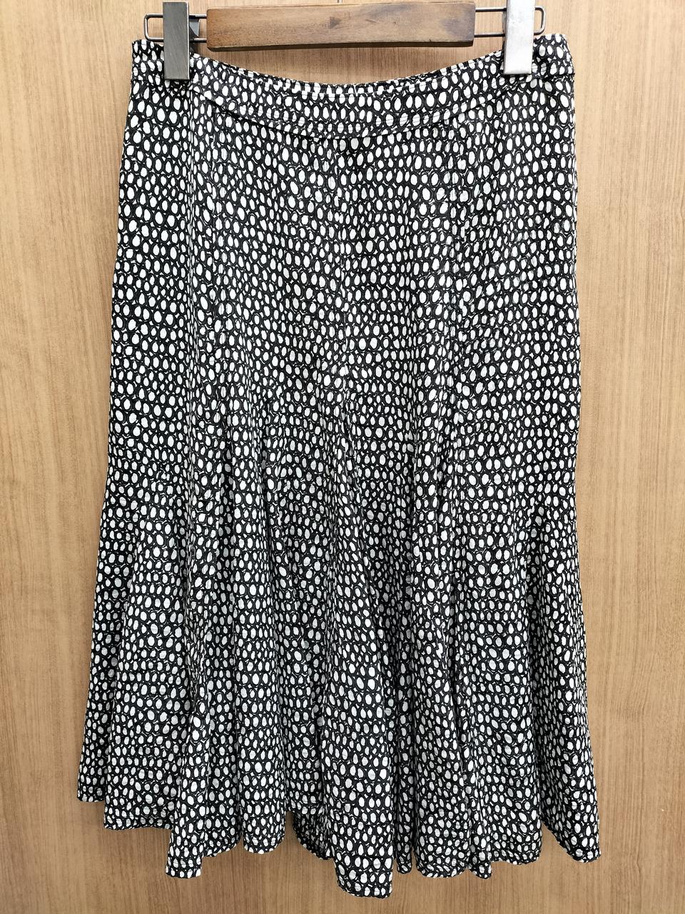 裏地のないスカートです。