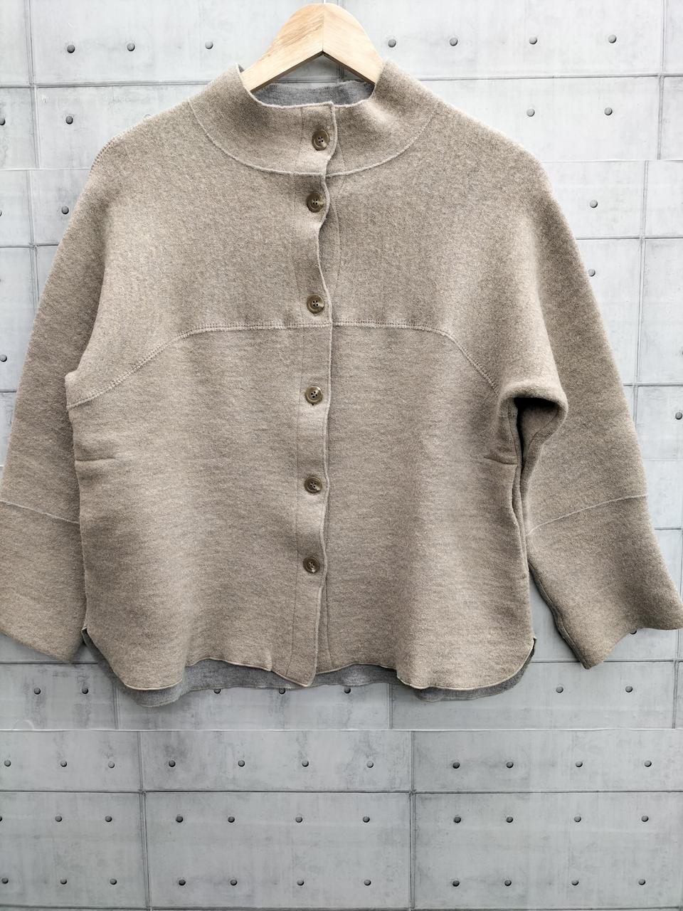 両サイドにポケット