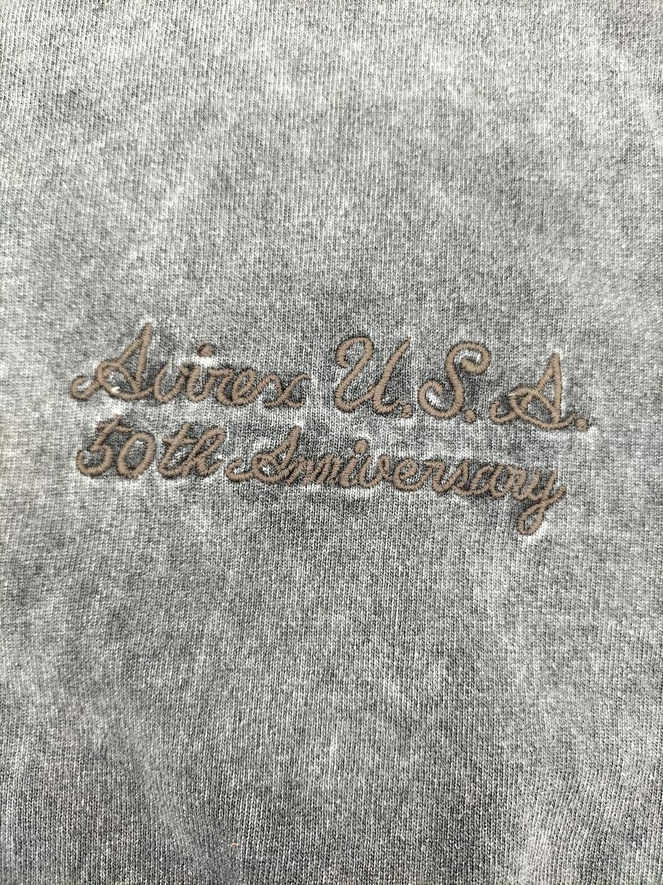 左胸にポイント