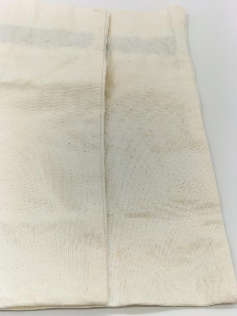 保存袋にシミ汚れあり